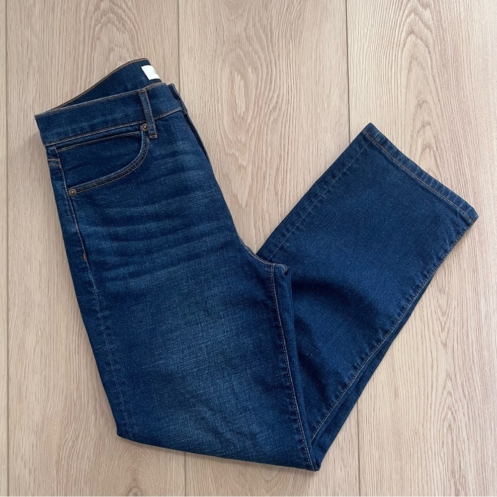 NWOT Loft Outlet High-Waist Straight Leg Cropped Jeans | Size 26/2| - Picture 4 of 7